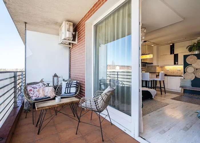 Apartment Lovely - Free Garage - Balcony Budapest